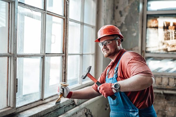 builder-on-a-construction-site-working-on-a-brick-resize.jpg builder-on-a-construction-site-working-on-a-brick-resize.jpg